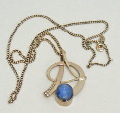 Sternsaphir Anhänger mit Kette